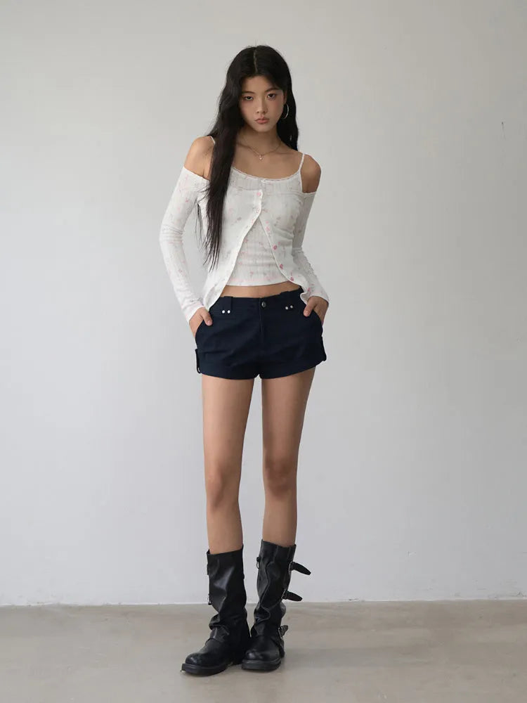 Rivet Cuffed Cargo Shorts