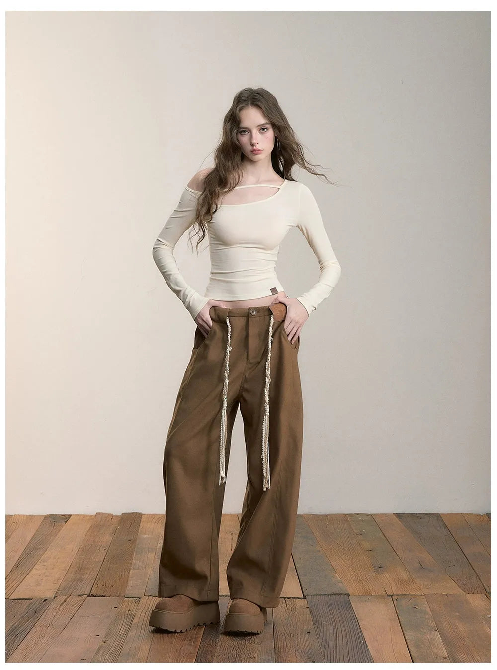 Relaxed-Fit Curved Blade Pants