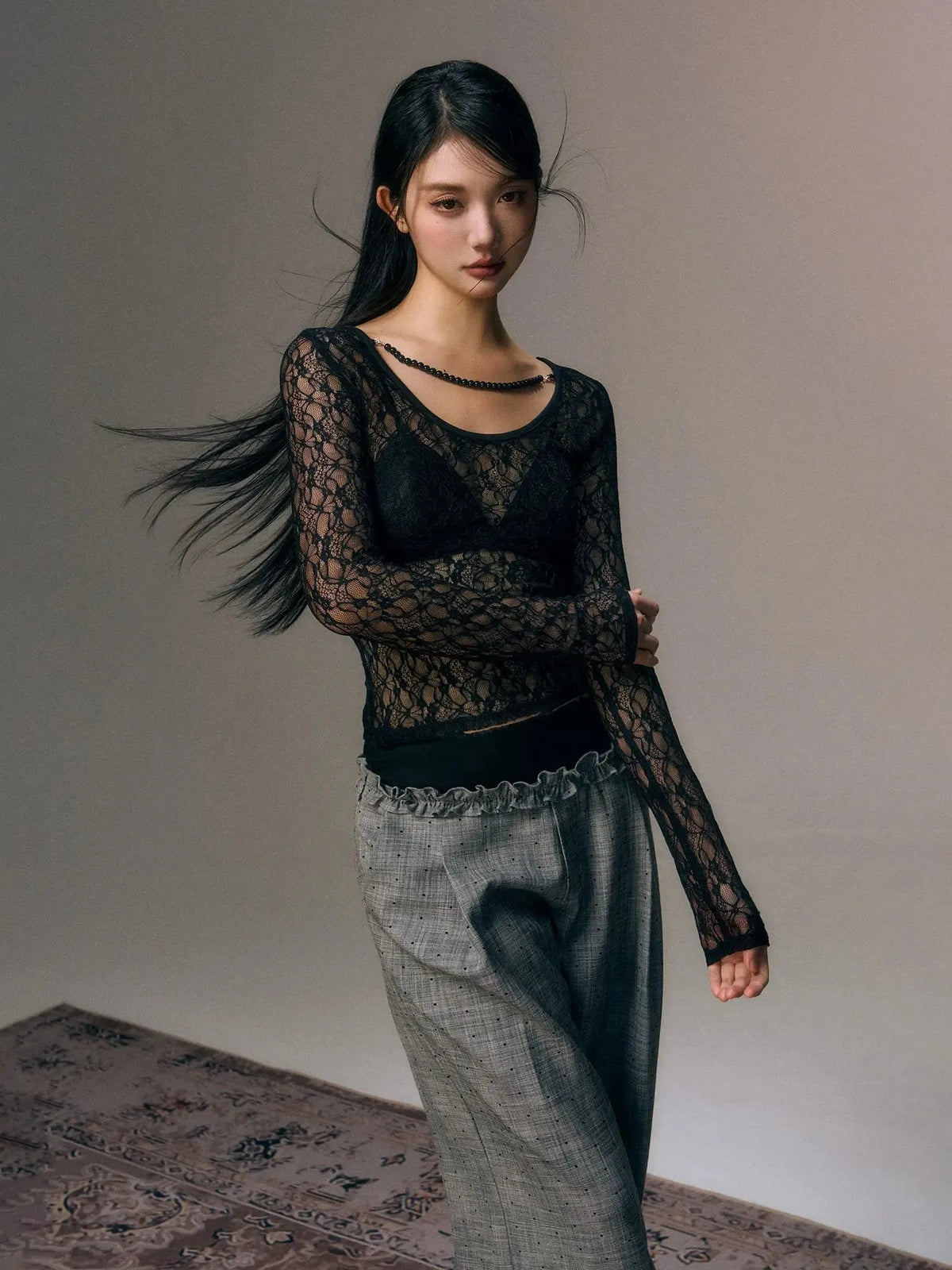 White & Black Lace Mesh Long Sleeve T-shirt