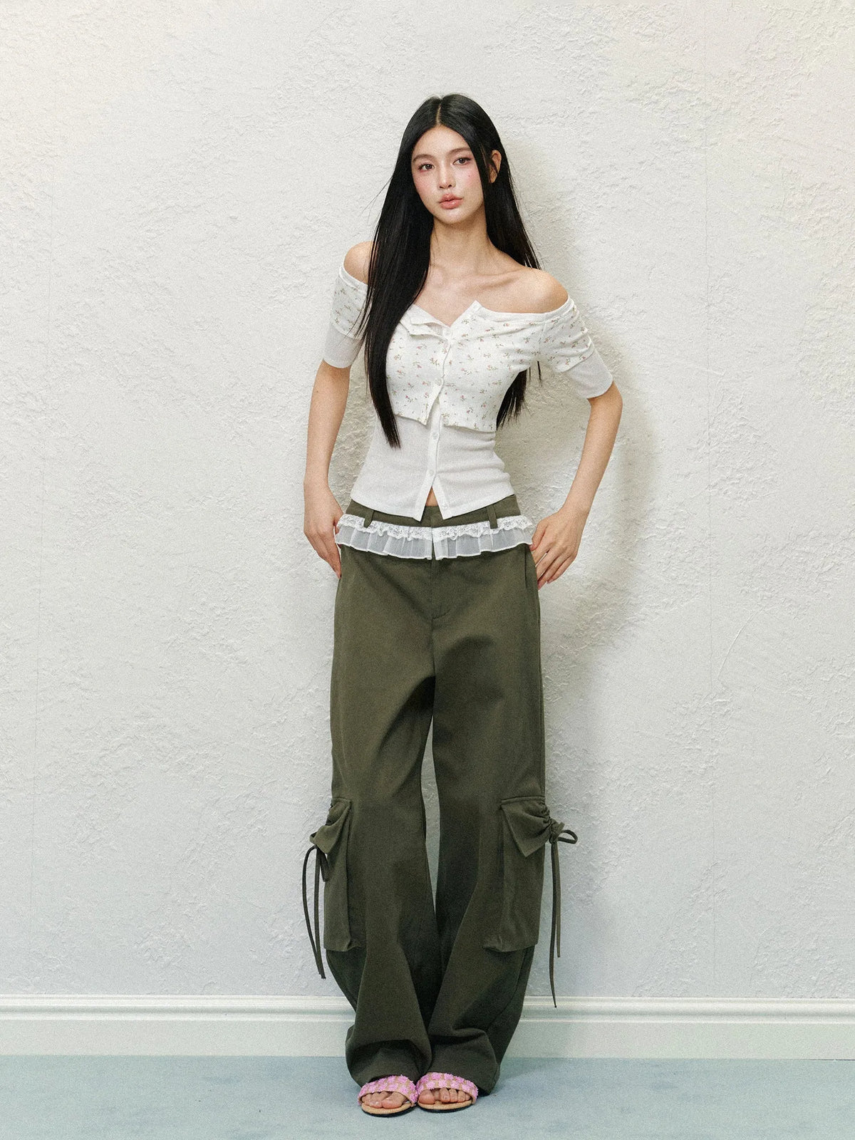 Color Block Large Pocket Lace Work Pants