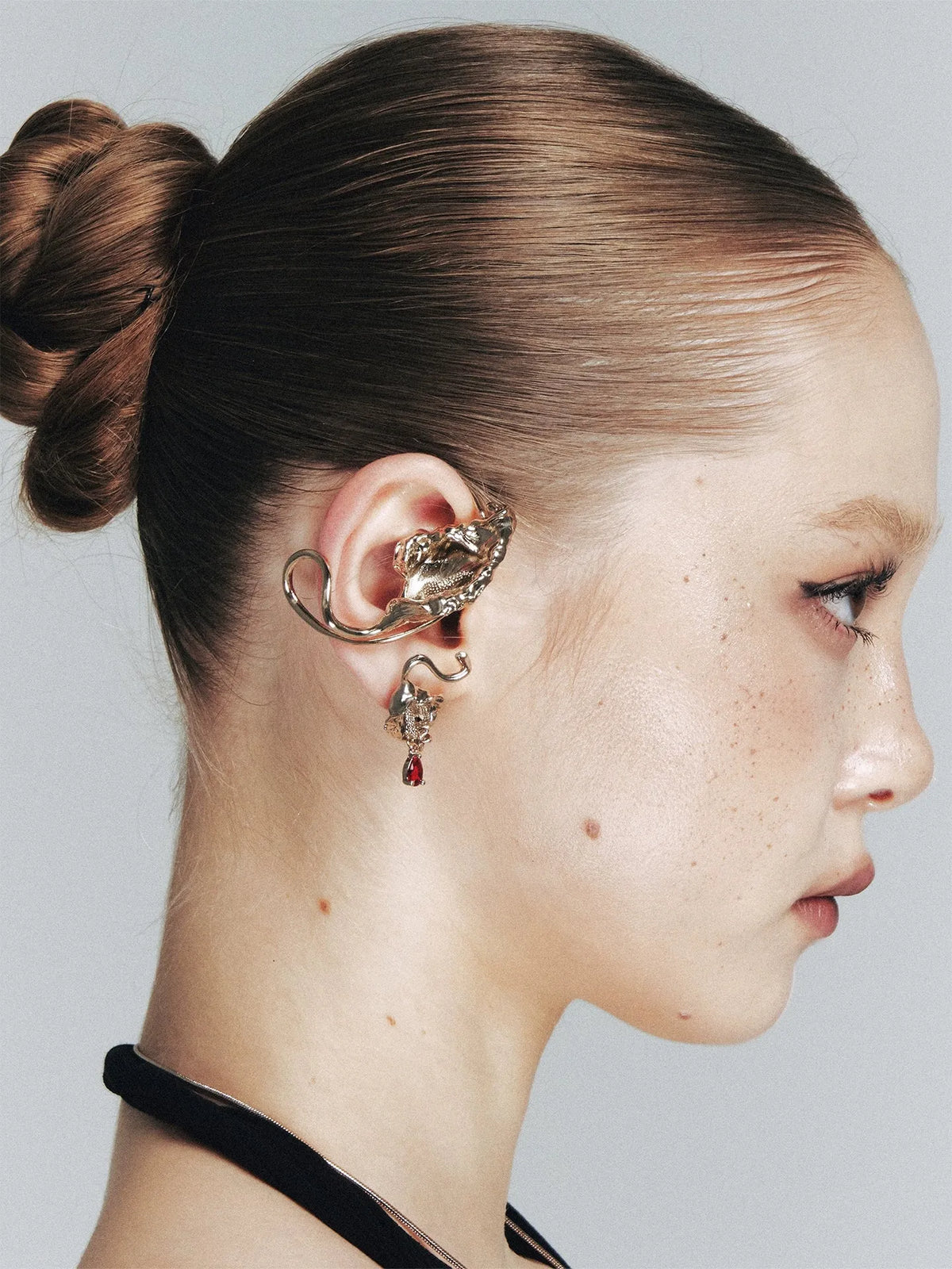 Vintage Metallic Floral Drop Earrings