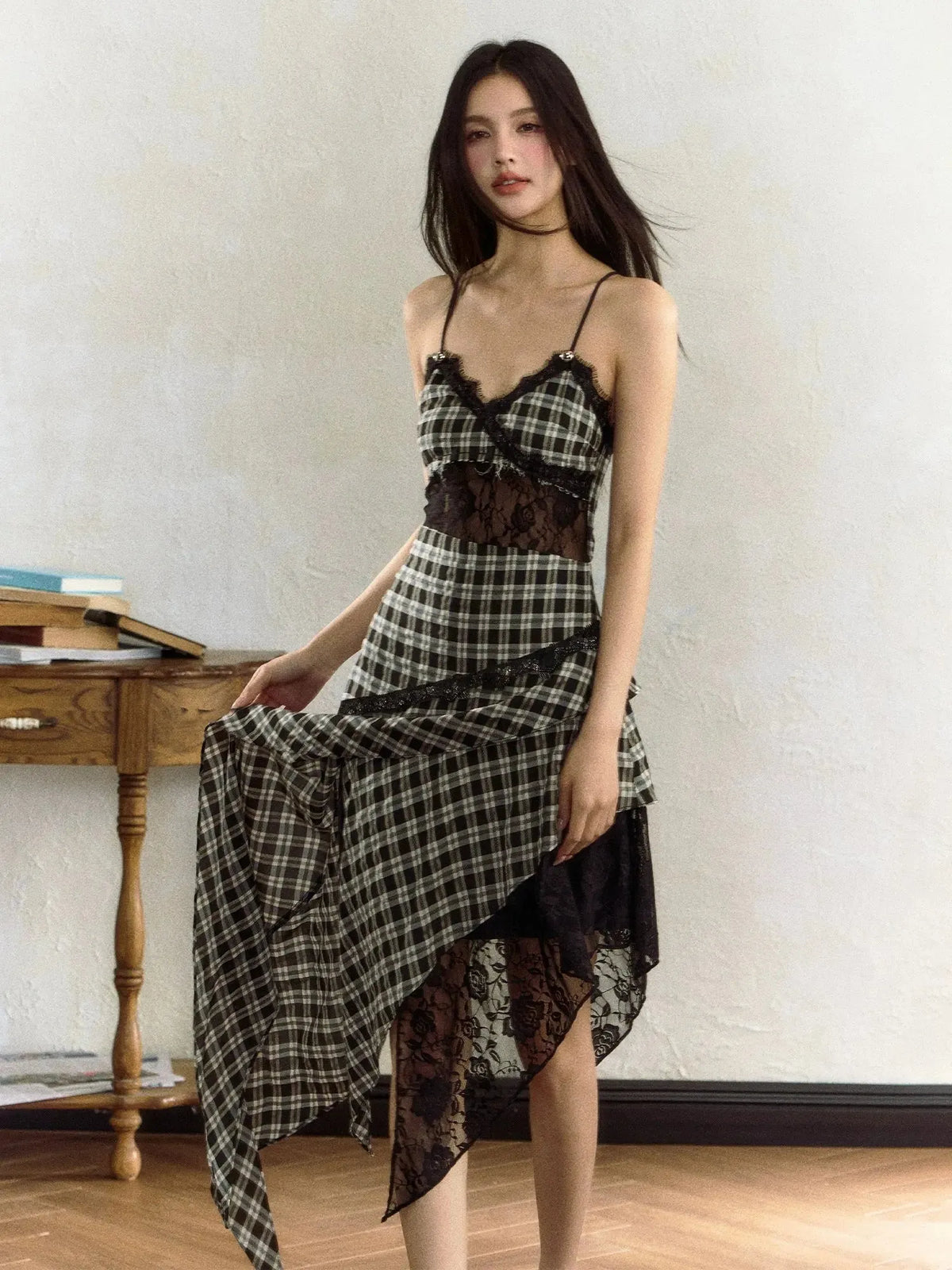 Black & White Plaid Lace Splicing Suspender Midi Dress