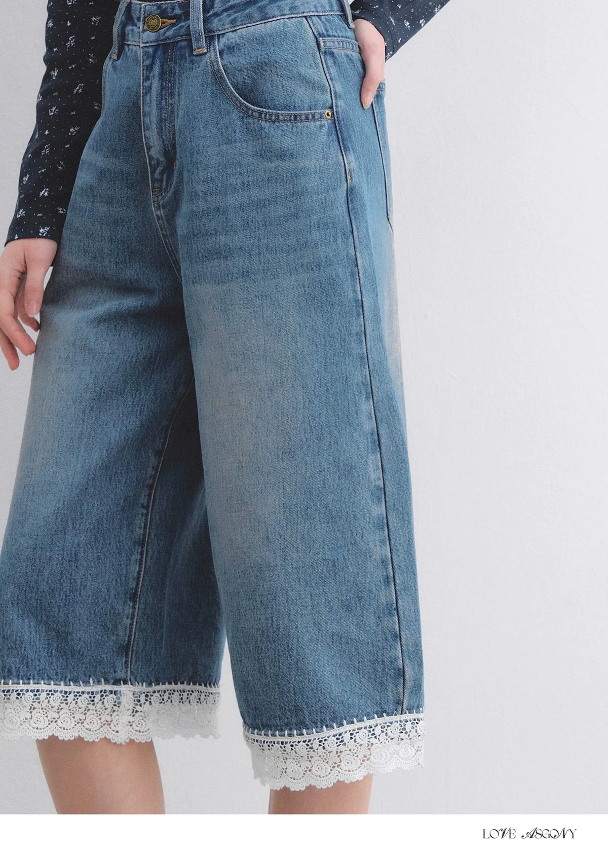 Vintage Washed Denim Cropped Jeans