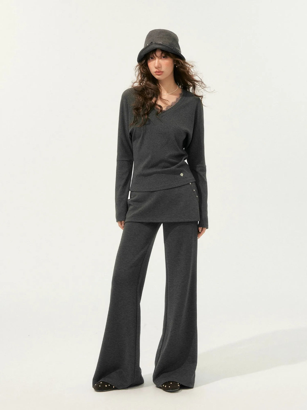 Lace Spliced Fake Two-Piece Knit Sweater