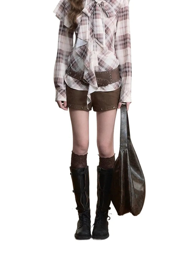 Irregular Rivet Versatile Shorts