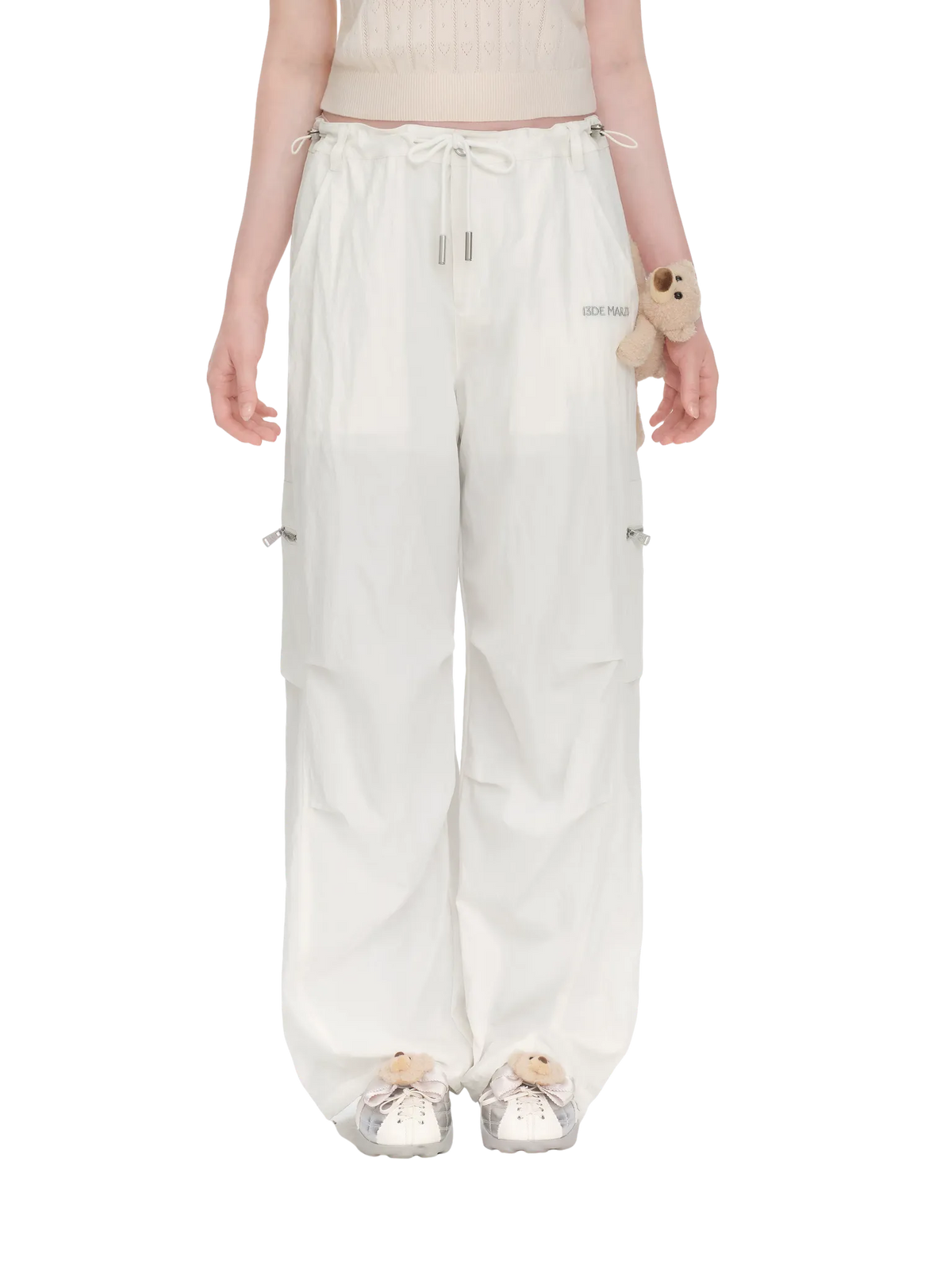 Loose Wide-Leg Cargo Pants